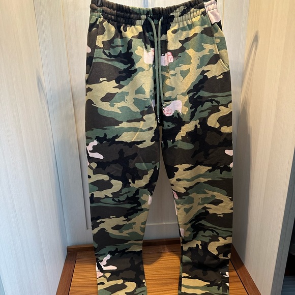 Reduced again Men’s Icecream Cargo sweat pants worn once - Picture 1 of 6